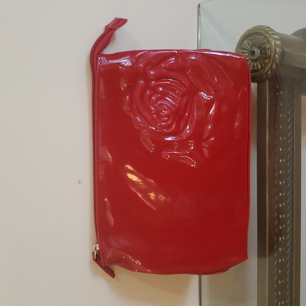 LANCOME Bag Patent Red Rose Flower Zip It is new and has not been used yet